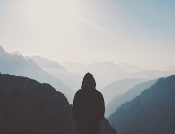 «You Raise Me Up»: Как ирландская баллада стала международным хитом