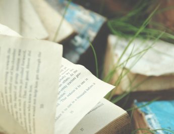 «Мир Софии»: экспресс-тур по философии. Обзор книги Юстейна Гордера
