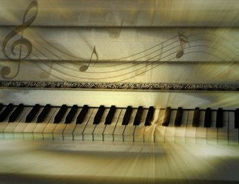 Должны ли лидеры поклонения получать деньги