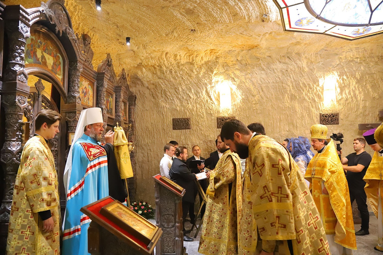 Подземное освящение как найти. Подземное освящение. Подземные святые земли террария. 4. Святая горняков.