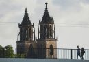 Христианство стало полем политической битвы в Германии